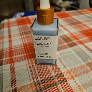 TRULY Glass Skin Facial Serum - Blue with Gold Cap